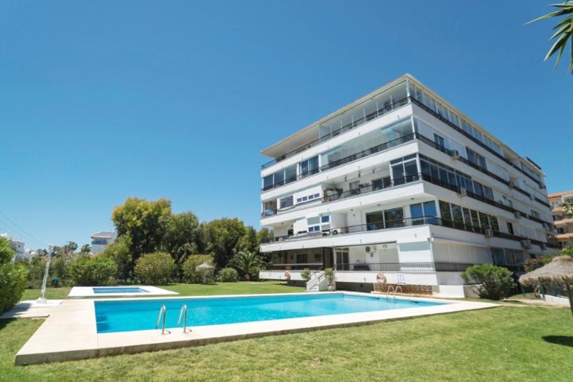 Apartamento Rio Mar Marbella Luaran gambar